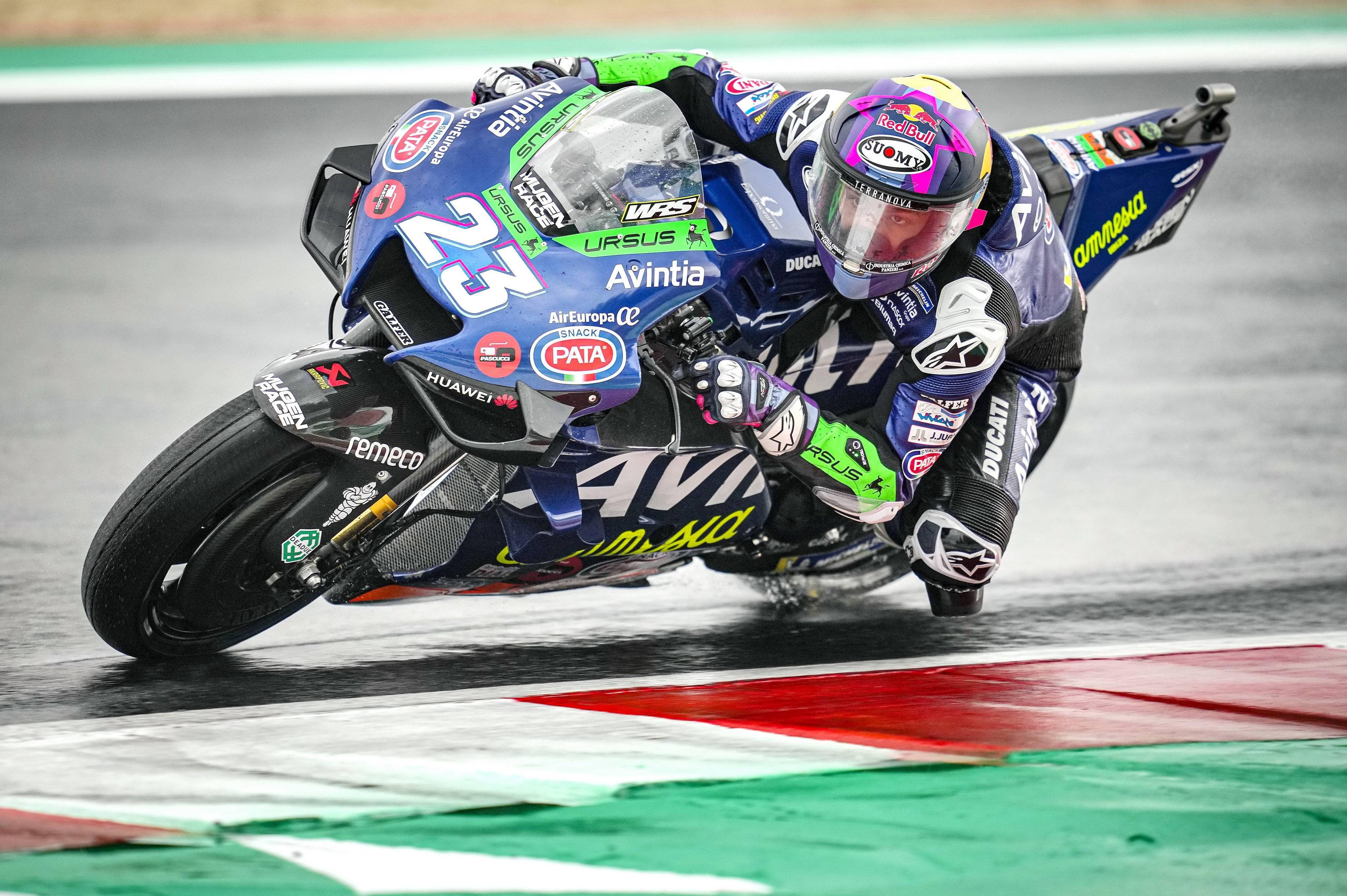 秘鲁选手打破记录登上颁奖台