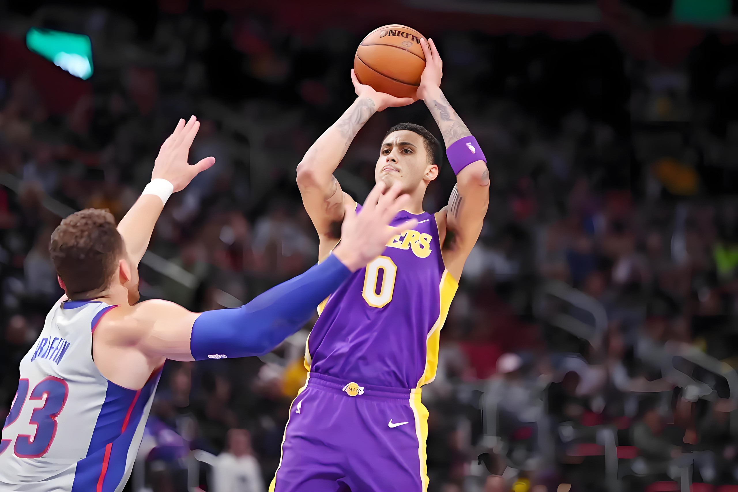 雷火电竞网站-雄鹿惜败太阳，米德尔顿全场得分最高