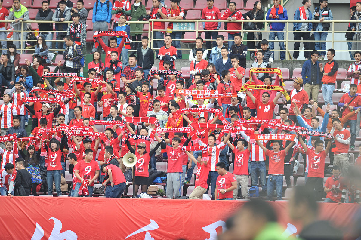 激烈的比拼让球队实力得以体现 激烈的比拼让球队实力得以体现