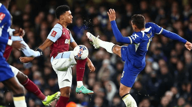 兰斯队欲在主场战胜斯特拉斯堡队