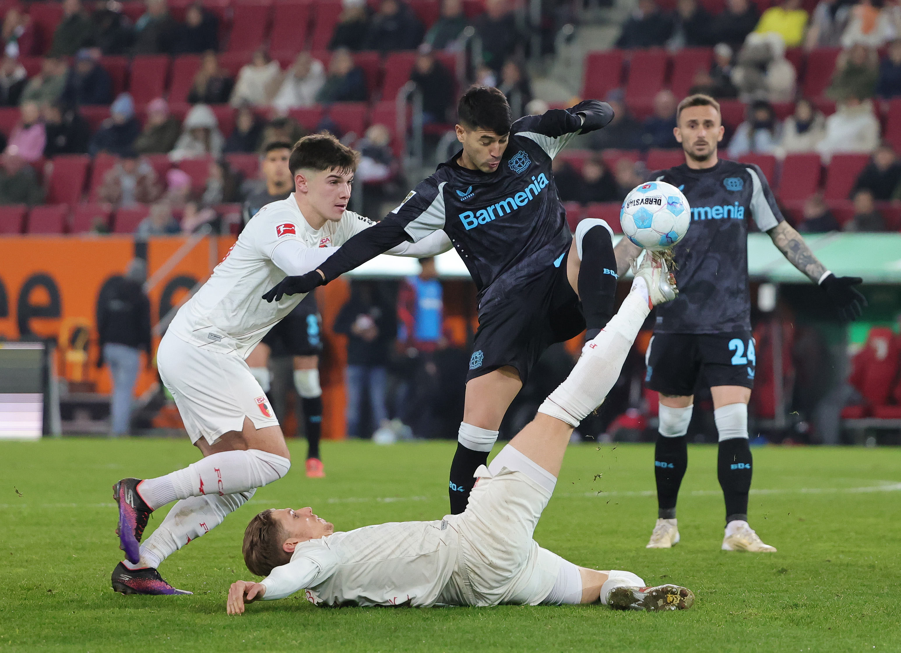 兰斯队欲在主场战胜斯特拉斯堡队