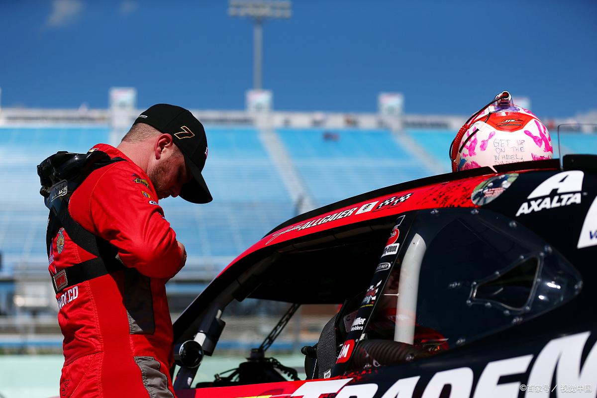 雷火电竞-迈凯伦翻盘法拉利，周冠宇带队取胜