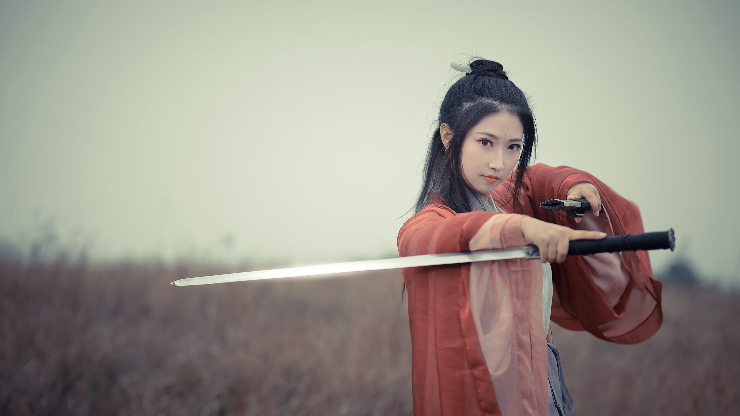 西决生死战之夜，范弗利特是沉默的指挥家，与交响的休止符