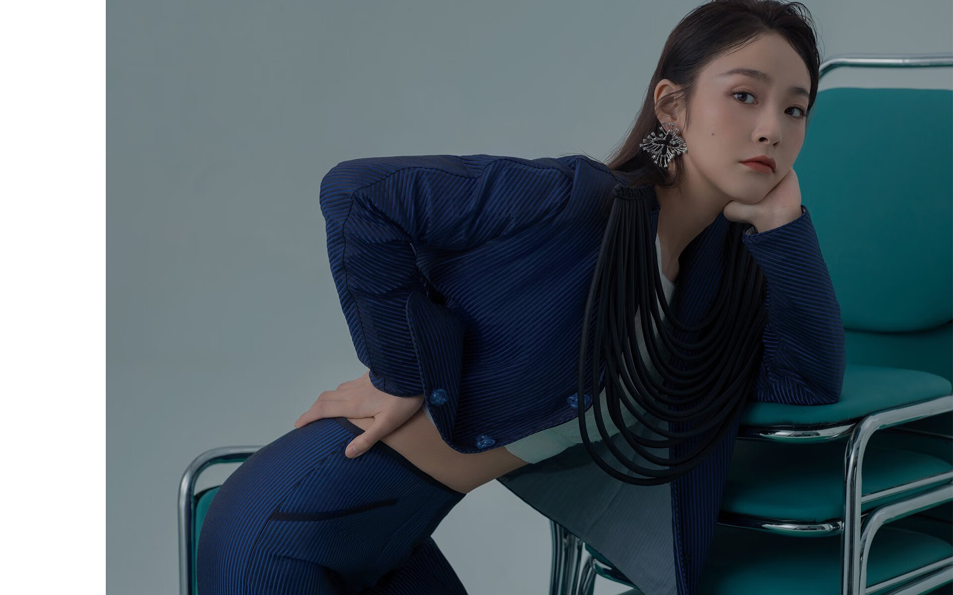 雷火电竞主播-团队碾轧与个人闪耀，拜仁的集体风暴与福登的关键接管