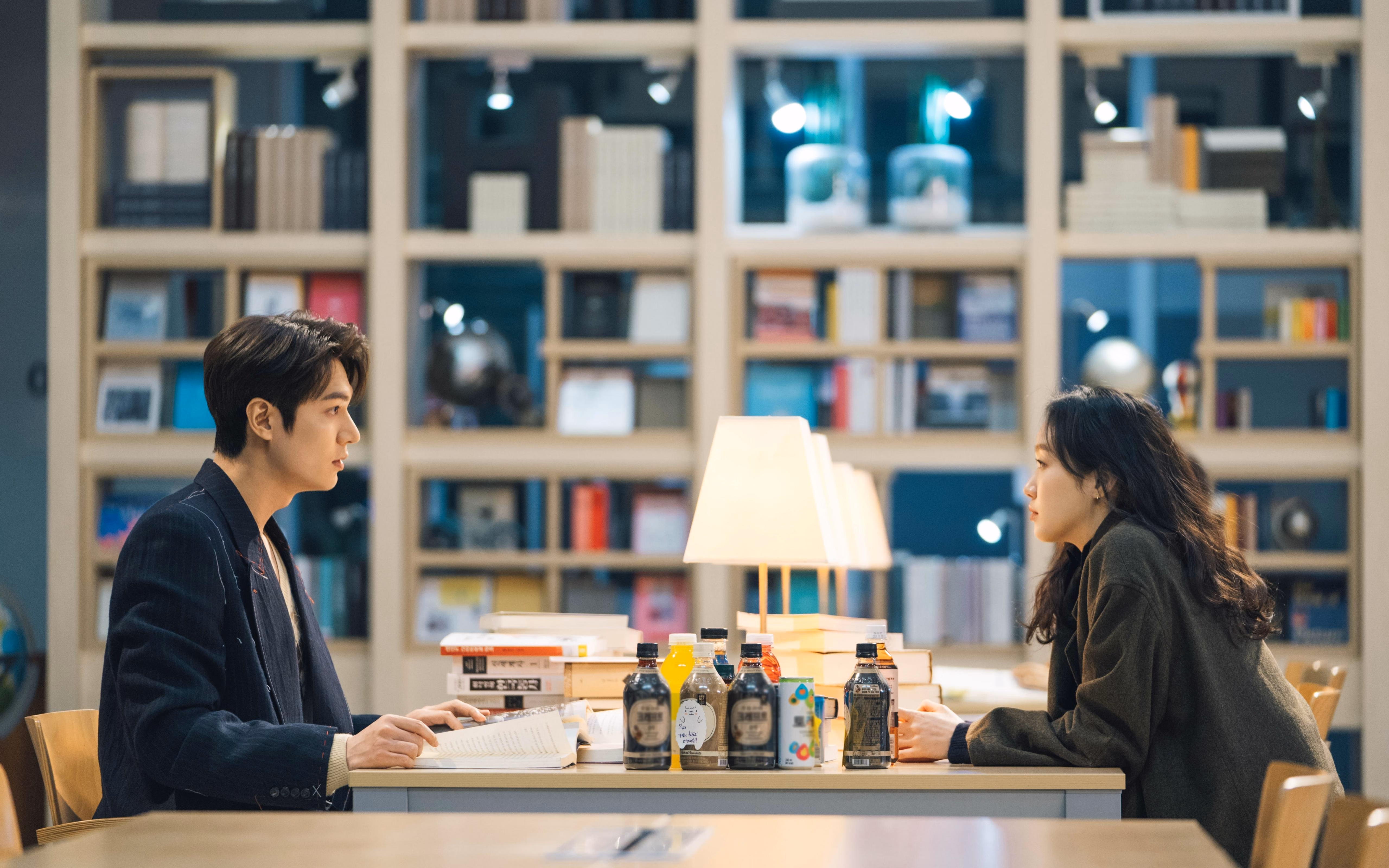 雷火电竞主播-火种焚夜，西亚卡姆以星光作笔，在年度焦点之战绘就传奇